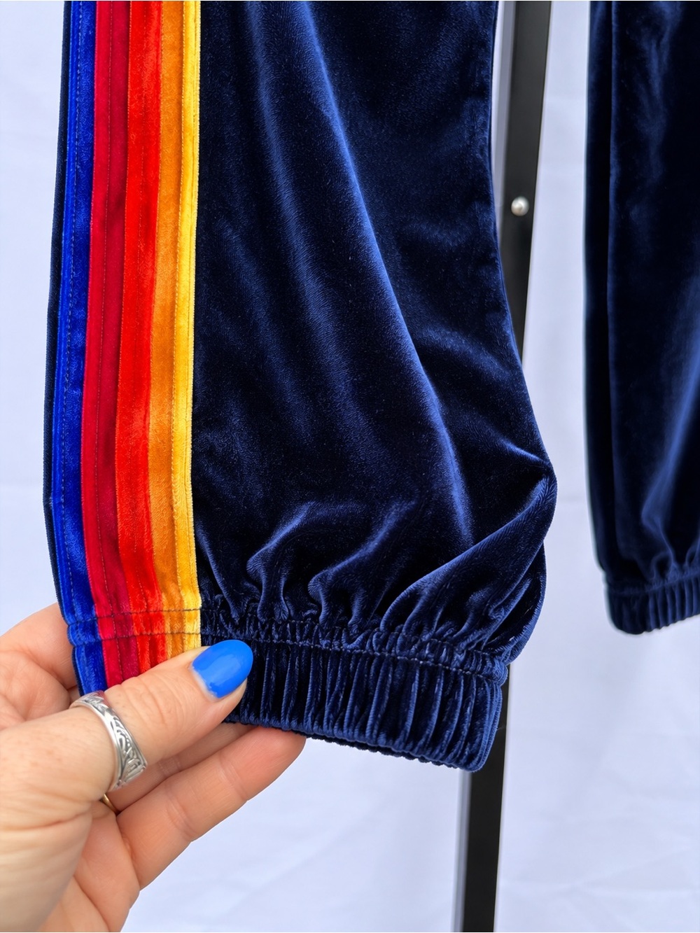 Aviator Nation Classic Velvet Sweatpants Rainbow 5-Stripe Velour Joggers Size S - Picture 6 of 9